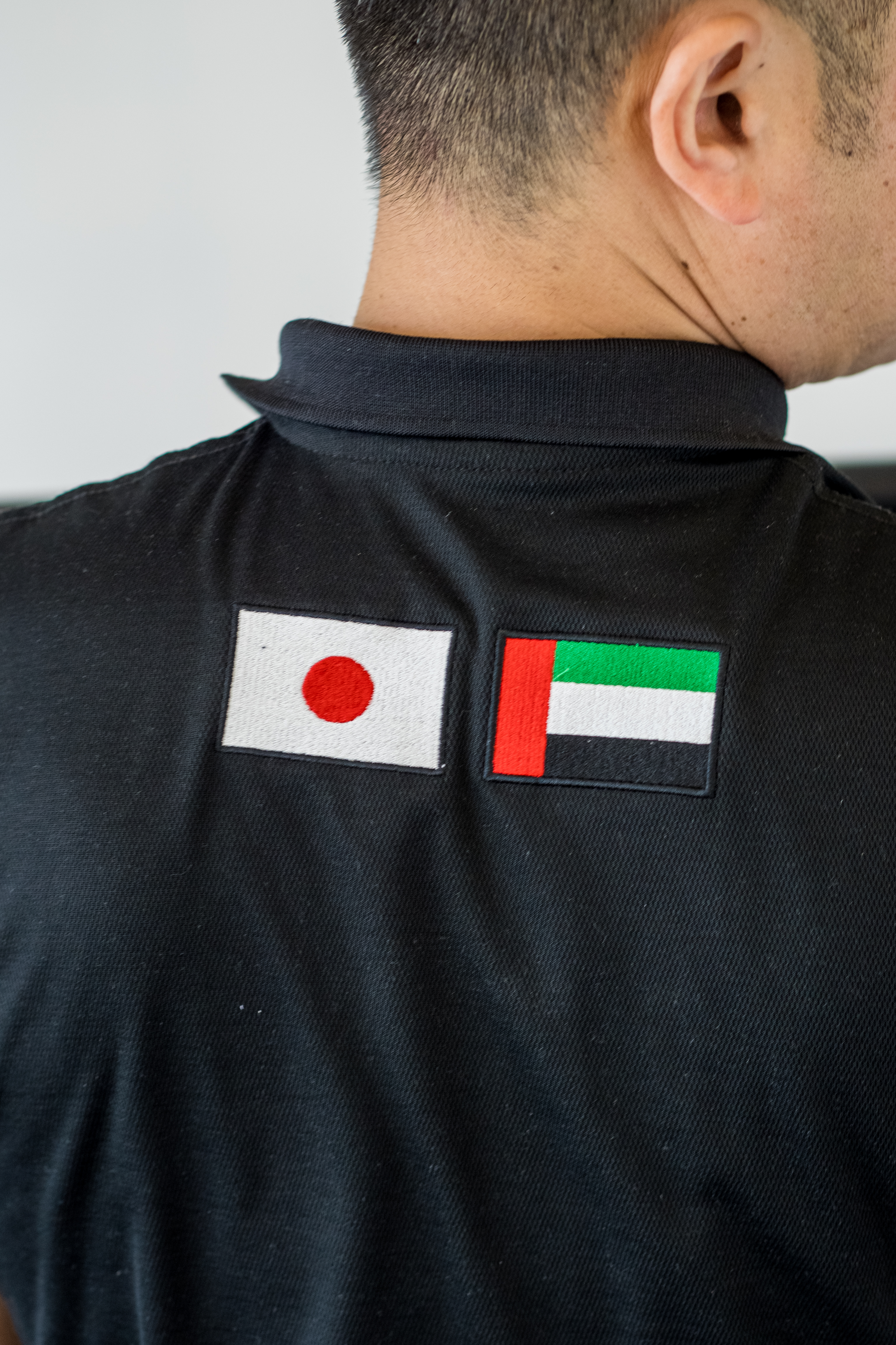日本とUAEの国旗